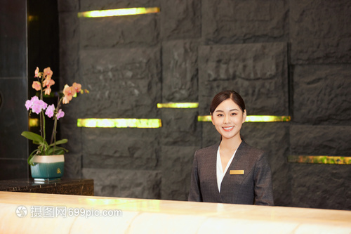 融合與提升 當酒店前臺服務邂逅專業攝影